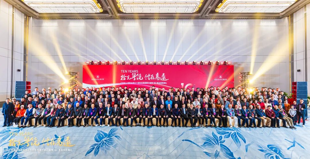 fdeb2095c495611e588a11703069de1e.jpg 144.jpg